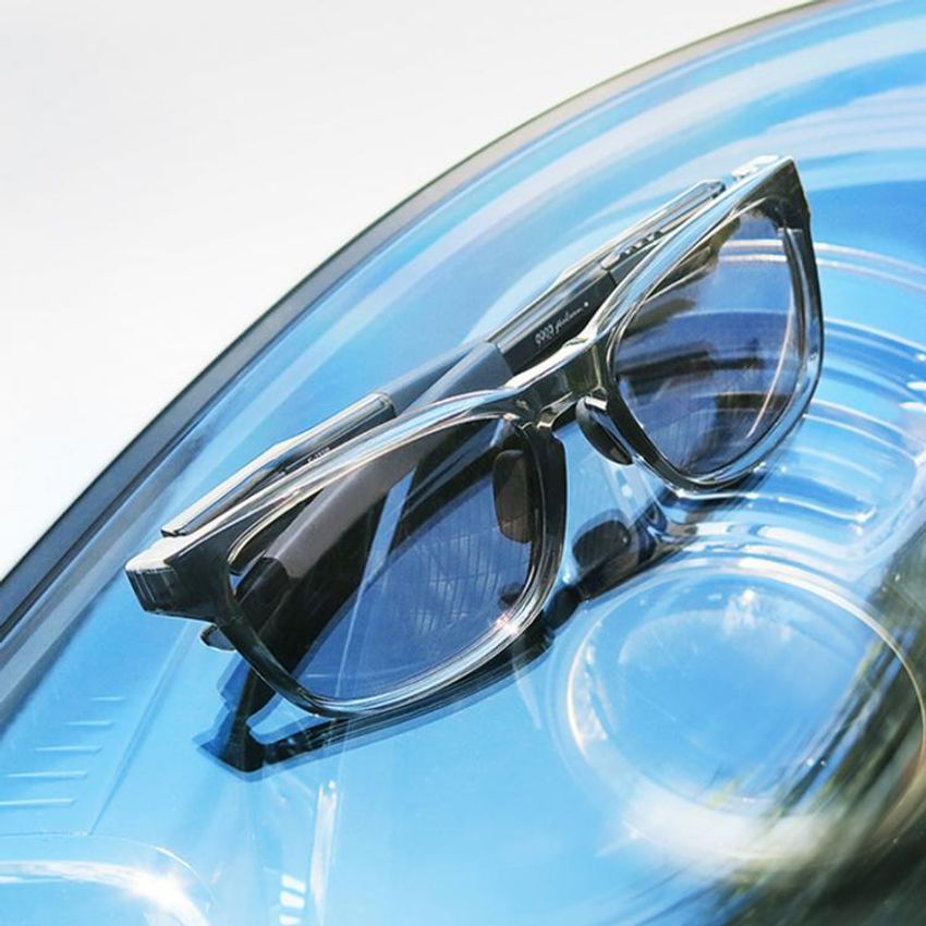 写真を投稿するだけで「999.9 feelsun」のサングラスが当たるチャンス！ - 1枚目の画像