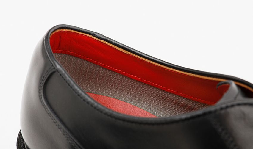 中がジメッとしない仕事靴で、蒸れに、ゲリラ豪雨に、備えよ常に。 - 8枚目の画像