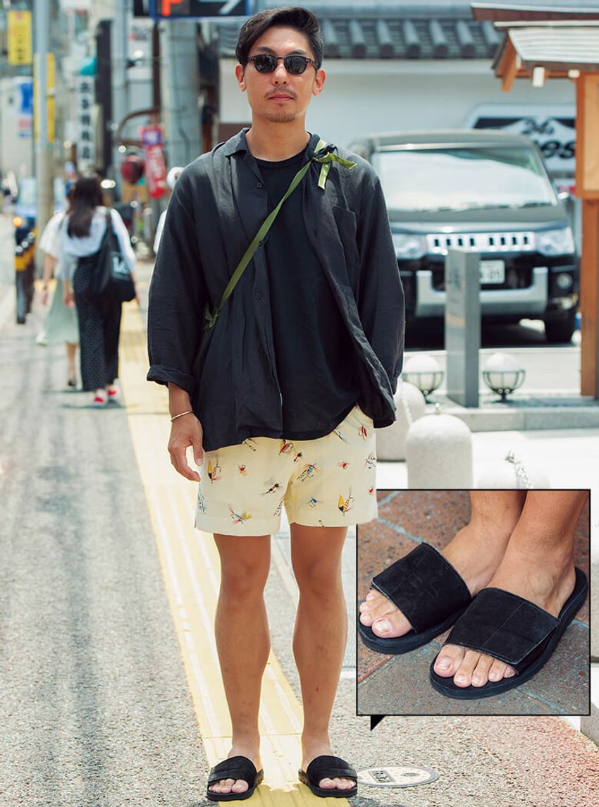 ご近所感の出ない大人のサンダル、選びとこなしの4実例 - 3枚目の画像