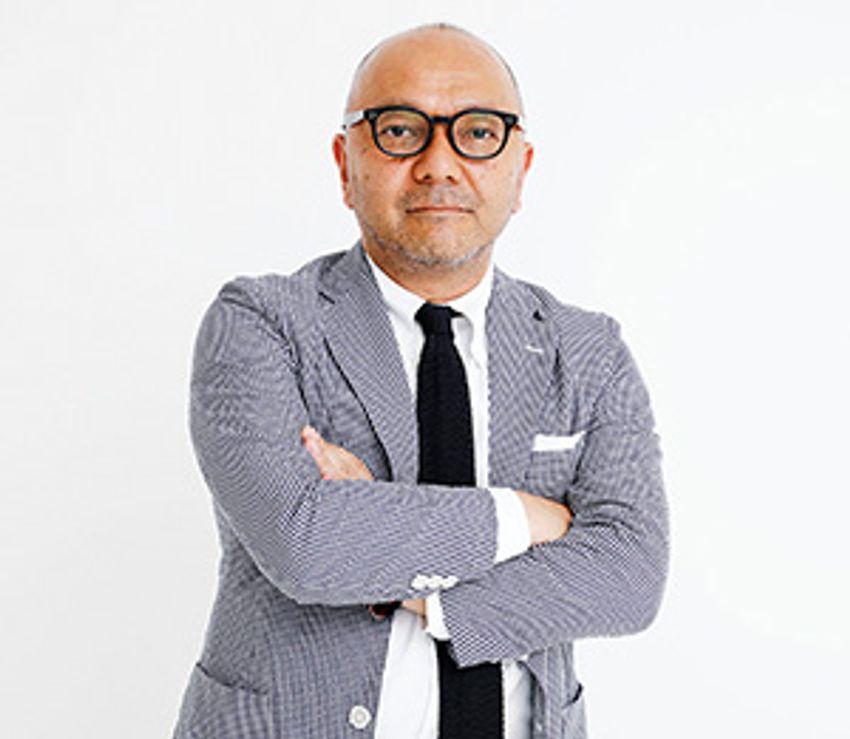 スニーカー通勤向けの一足は「スニーカーらしくない」で間違いない - 1枚目の画像