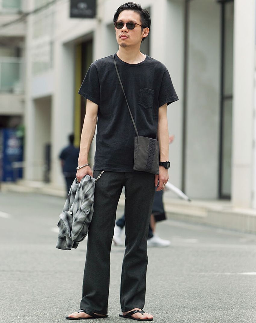 真夏のオールブラックコーデ集！7人に学ぶ黒をクールに仕上げるコツ - 3枚目の画像