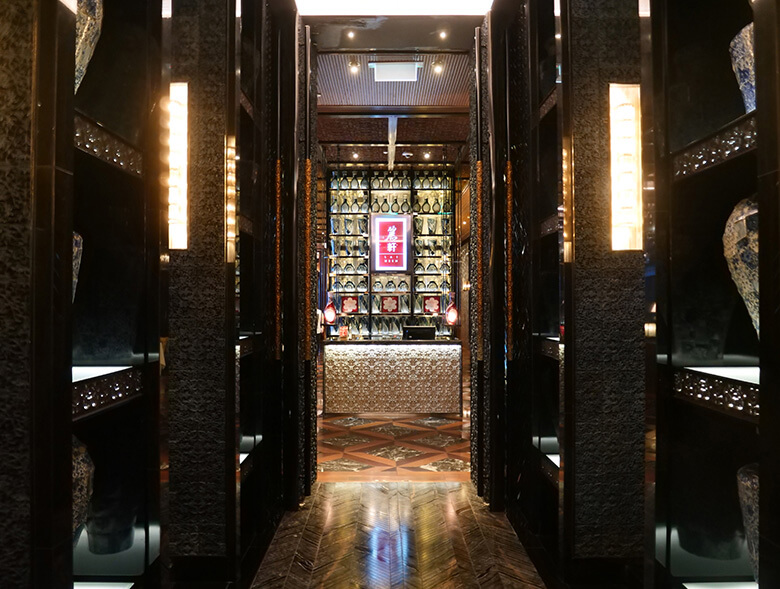 まず一つ目に紹介するのは、ギャラクシー・マカオ内に入るザ・リッツカールトンマカオのメインレストラン「麗軒（ライヒン）」です。