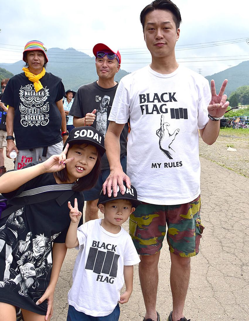 フジロックなのにこのTシャツ？ センスが滲む少数派を9連発 - 7枚目の画像
