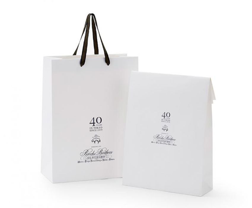 ブルックスの“白いショッパー”1年限定復刻。知る人ぞ知るその価値 - 1枚目の画像