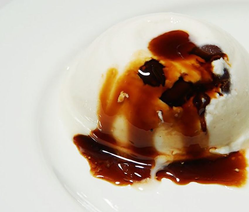 栄養満点なスイーツ手土産！ 富士山の雪解け水で作られた藤太郎の「黒みつ豆腐」 - 3枚目の画像