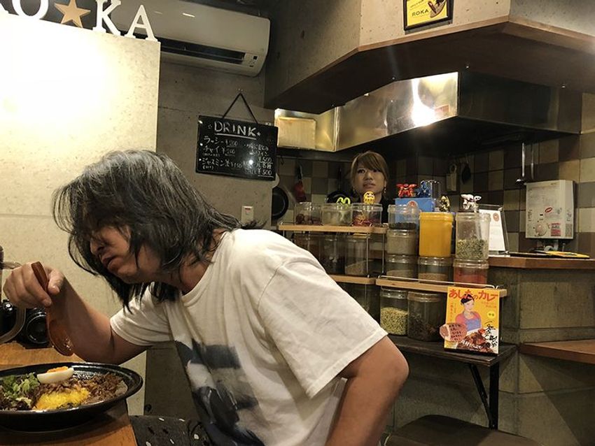 佐内正史が撮って食べた、人生最後に選んだ新宿「魯珈」のカレーに見た銀河 - 4枚目の画像