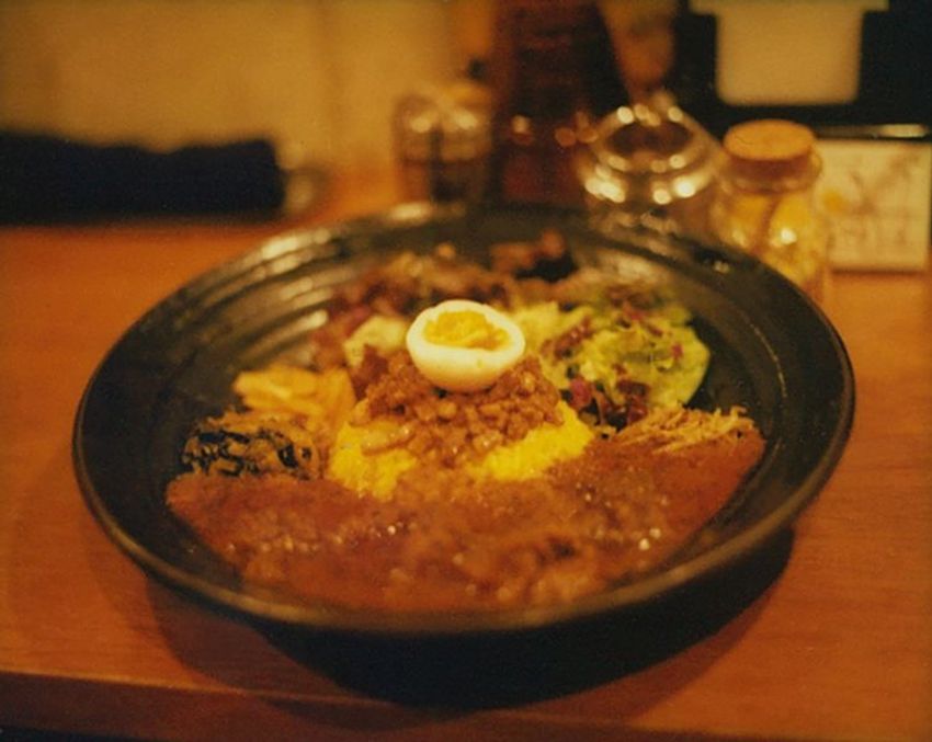佐内正史が撮って食べた、人生最後に選んだ新宿「魯珈」のカレーに見た銀河 - 1枚目の画像