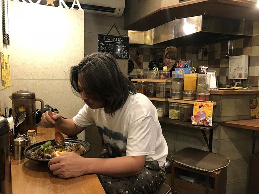 佐内正史が撮って食べた、人生最後に選んだ新宿「魯珈」のカレーに見た銀河 - 3枚目の画像
