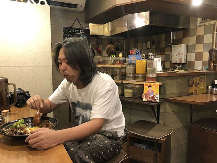 佐内正史が撮って食べた、人生最後に選んだ新宿「魯珈」のカレーに見た銀河 - 5枚目の画像