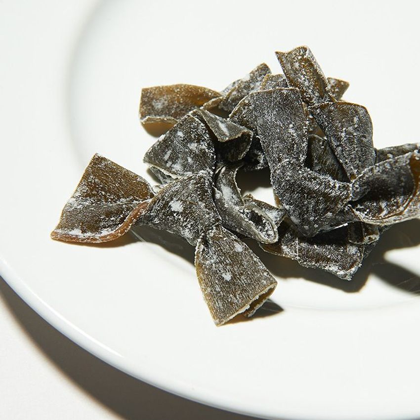 ちょいと粋な手土産に。1845年創業、大阪・八木昆布店の「す昆布」 - 3枚目の画像