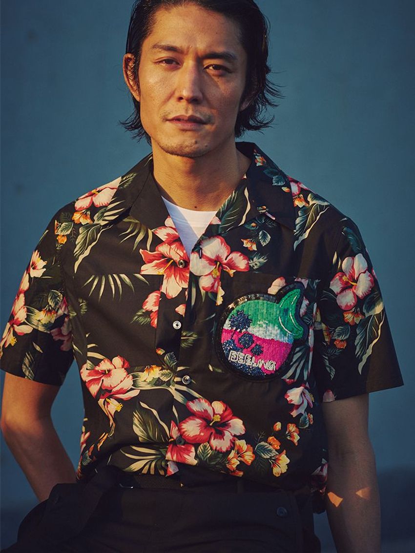 夏気分を加速させるアロハな「ヴァレンティノ」のデイリースタイル - 1枚目の画像