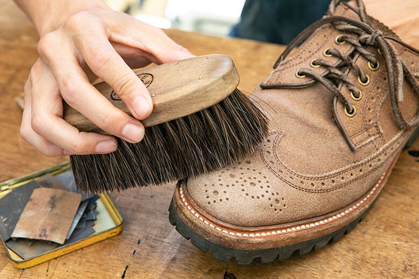 黒ズミが気になるスエード靴、プロの技を覚えればココまで綺麗に！ - 8枚目の画像