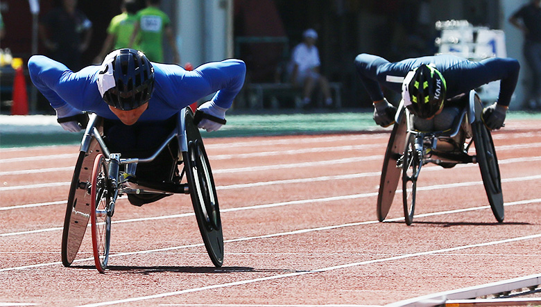最高時速50km。パラリンピックを熱くする車いすメカニックの戦い