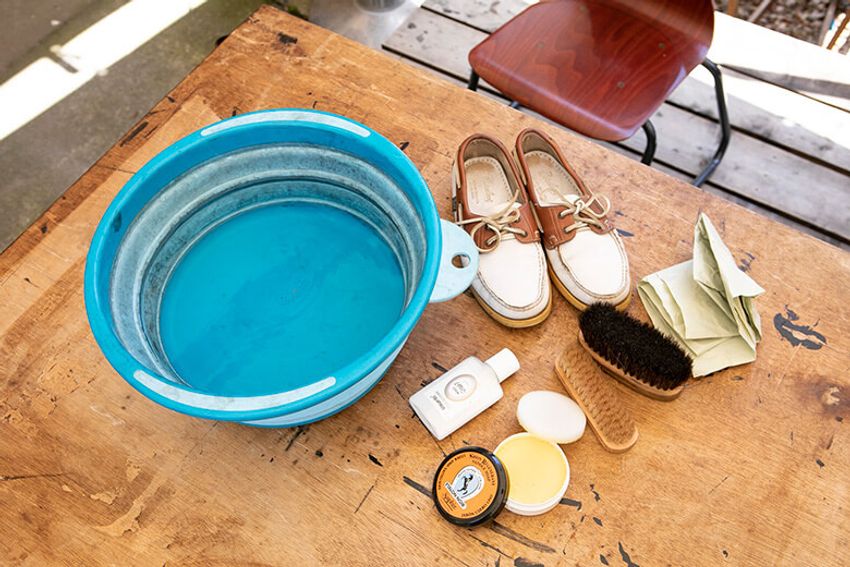 革靴をジャブジャブ丸洗い!? 靴育て研究家に聞いた効果とポイント - 3枚目の画像