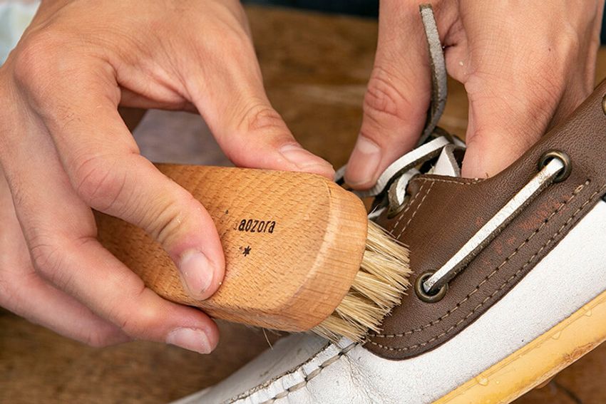 革靴をジャブジャブ丸洗い!? 靴育て研究家に聞いた効果とポイント - 8枚目の画像