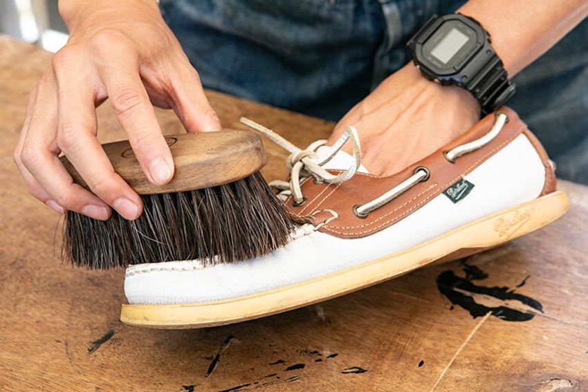 革靴をジャブジャブ丸洗い!? 靴育て研究家に聞いた効果とポイント - 4枚目の画像