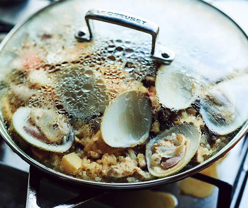 はまぐりの出汁で旨味倍増！ 食欲そそるマーシー流「和風パエリア」 - 10枚目の画像