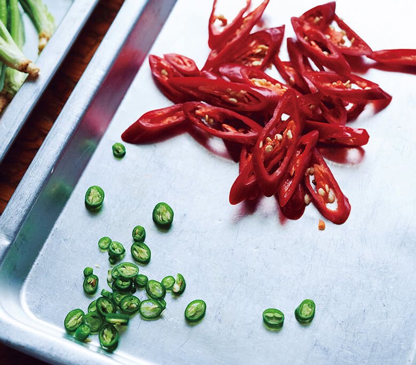 たっぷり “バワンメラ” が決め手の「バリ風ゴーヤチャンプルー」 - 5枚目の画像