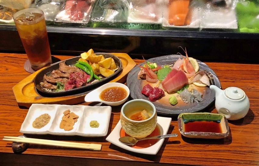 平塚のステーキ居酒屋で、看板娘の接客が「どんぴしゃ」だった - 8枚目の画像