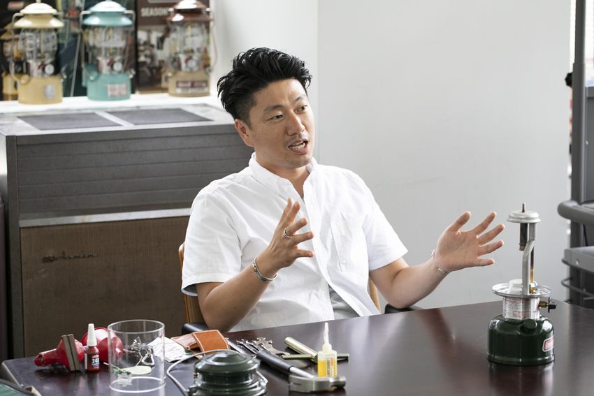 “薬局での出会い”が始まりの世界的ブランド「コールマン」のランタンが信頼される理由 - 3枚目の画像