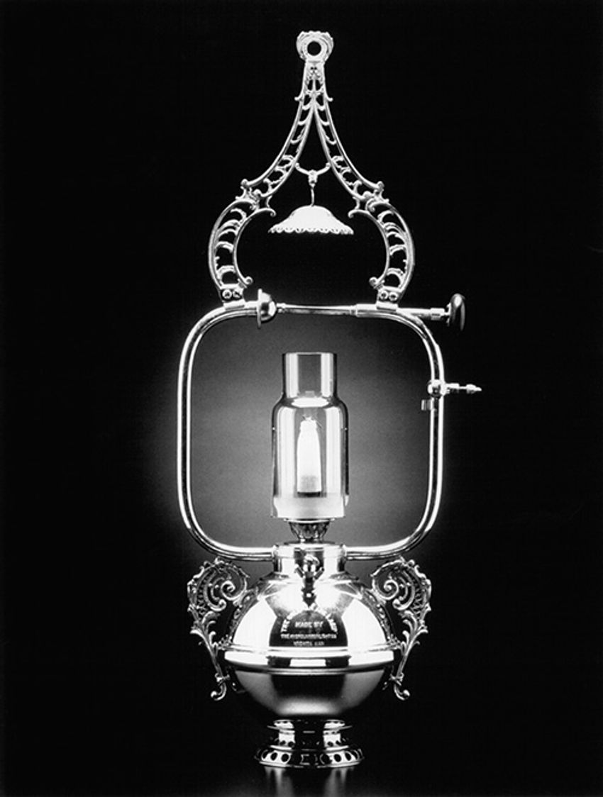 “薬局での出会い”が始まりの世界的ブランド「コールマン」のランタンが信頼される理由 - 4枚目の画像