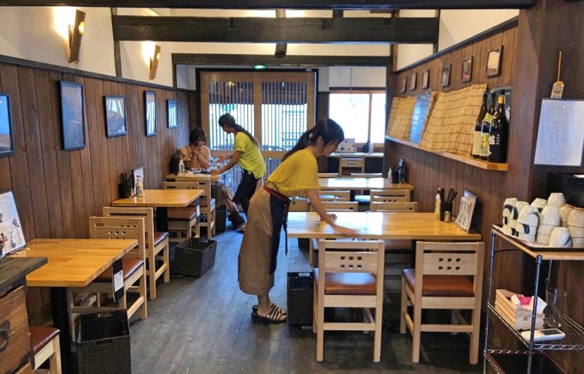 江ノ島のサザン居酒屋で、元AKBの看板娘に「会いたかった」 - 7枚目の画像