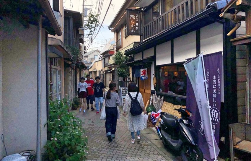 江ノ島のサザン居酒屋で、元AKBの看板娘に「会いたかった」 - 5枚目の画像