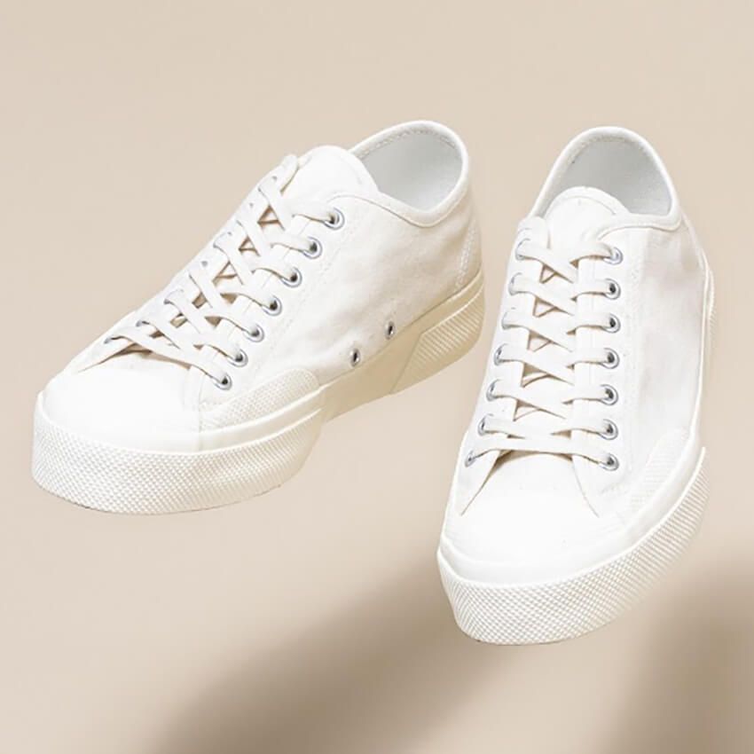 「ワークス」の新作「2432-W C1150 SELVEDGE DUCK」。1万4300円/スペルガ(カメイ・プロアクト 03-6450-1515)
