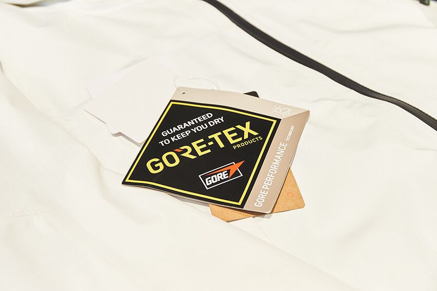 “純白のゴアテックス”も登場！「ザ・ノース・フェイス」の最新ハイスペ服3選 - 24枚目の画像