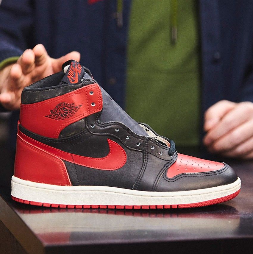 ジョーダンが試合で履いた「エア ジョーダン 1」!?  マニアが語る復刻版にはない魅力 - 2枚目の画像