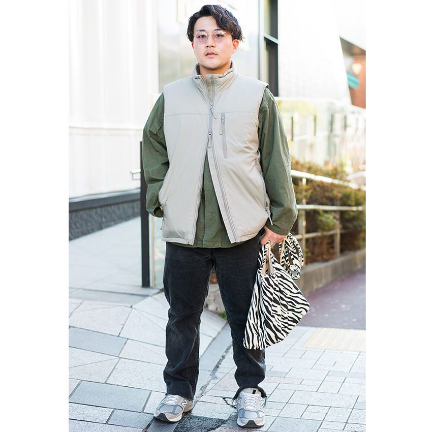 グレーのニューバランス万能説。街角で見つけた、それを証明する8人の足元 - 7枚目の画像