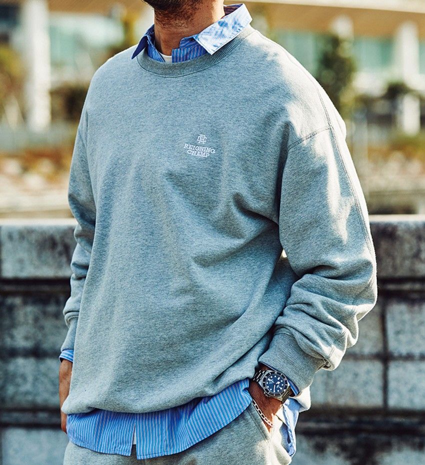 上下グレーのスウェットで街対応する重要ポイント。簡単、手軽なレシピを公開 - 3枚目の画像