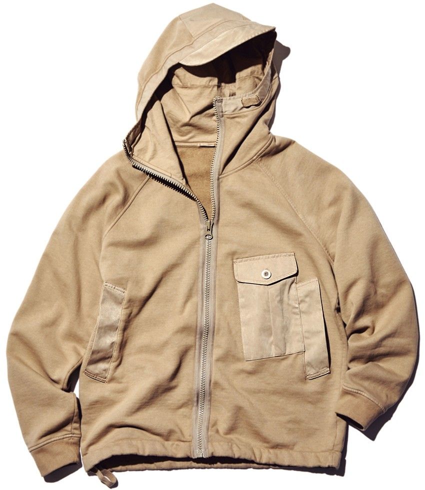 「sacai」「C.E」「Ten c」一枚でサマになる今シーズンの“技あり”パーカ3選 - 2枚目の画像