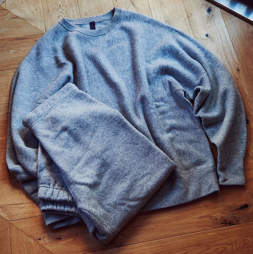 種市暁さんの私物スウェットを公開！「流行に拘らず自由な感覚で選ぶべし」 - 3枚目の画像