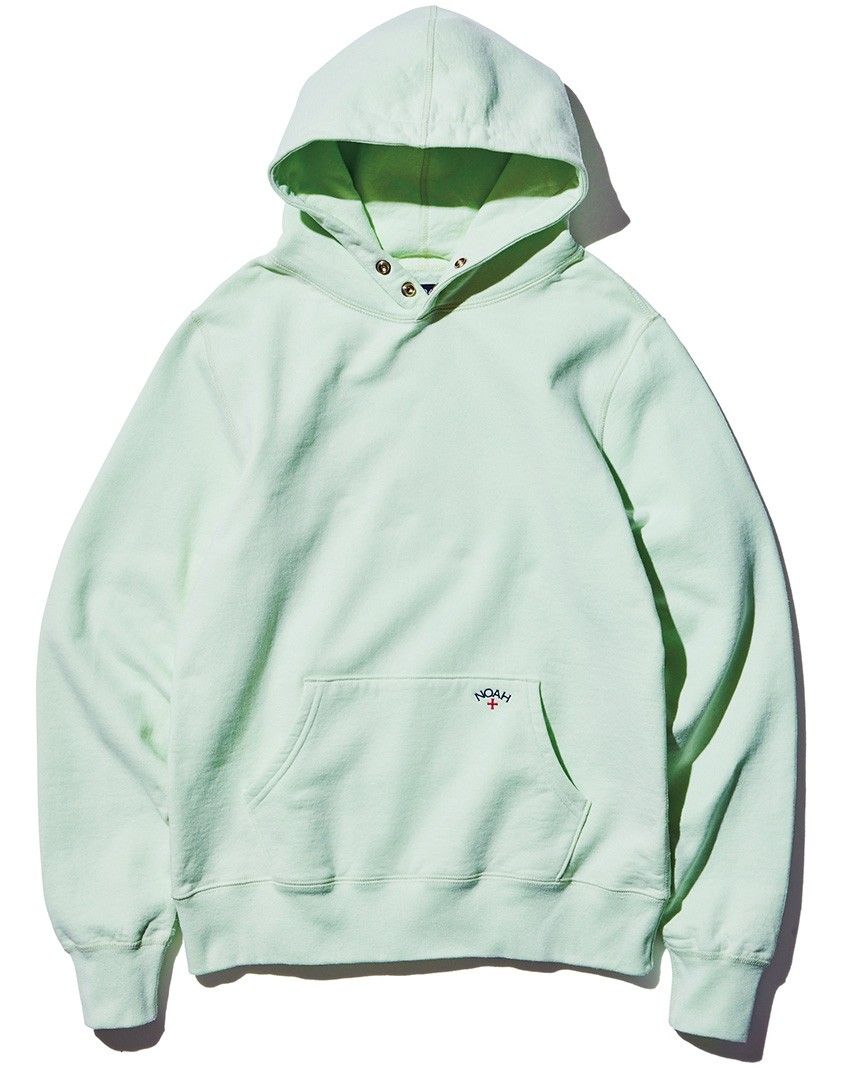 今こそ冒険のチャンス!? 1枚で目を引くカラースウェットで日常着に心地良い刺激を - 1枚目の画像