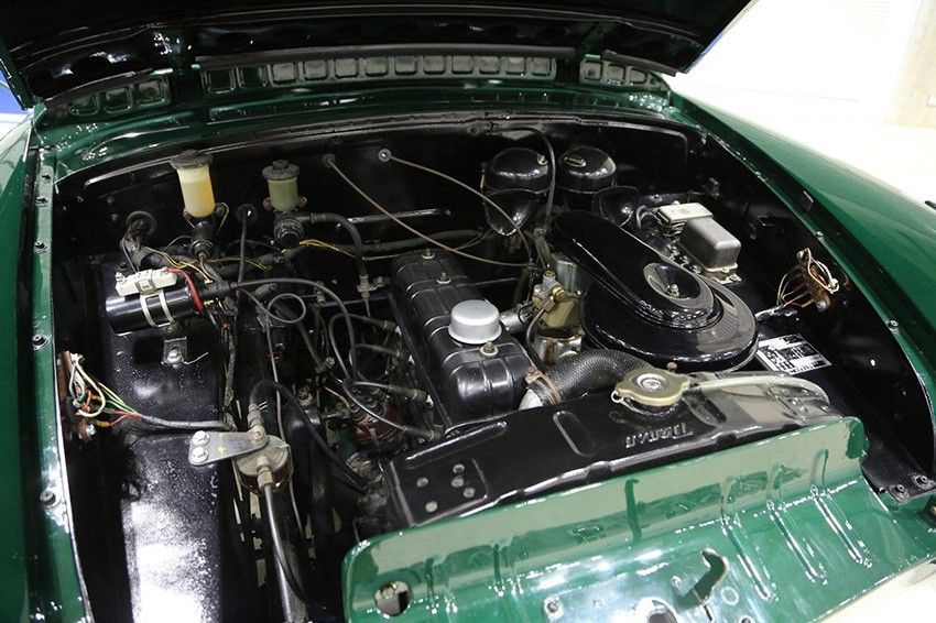 神奈川と富山のディーラーの絶版車サービス。トヨタ新車販売店が旧車レストアに注目する理由 - 31枚目の画像