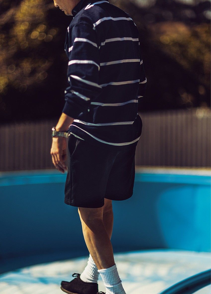 今年のショーツは“スウェット”も候補に。着こなしポイントは全体の色使いにあり - 2枚目の画像