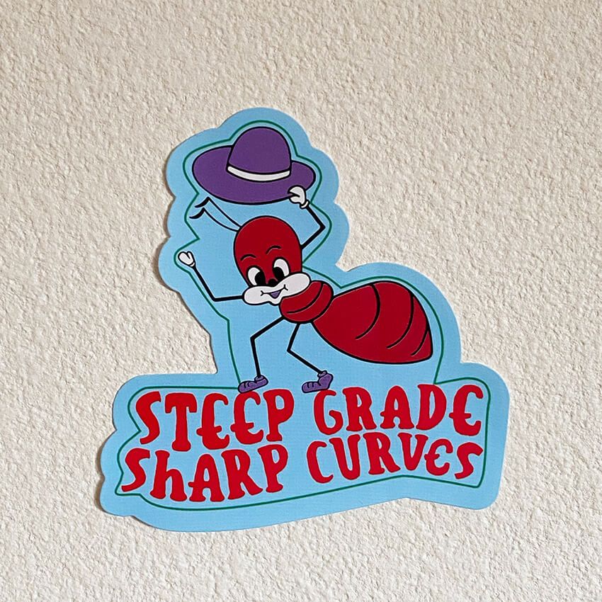 クリーニング店時代のキャラクターだったアリをそのまま継承したステッカー。