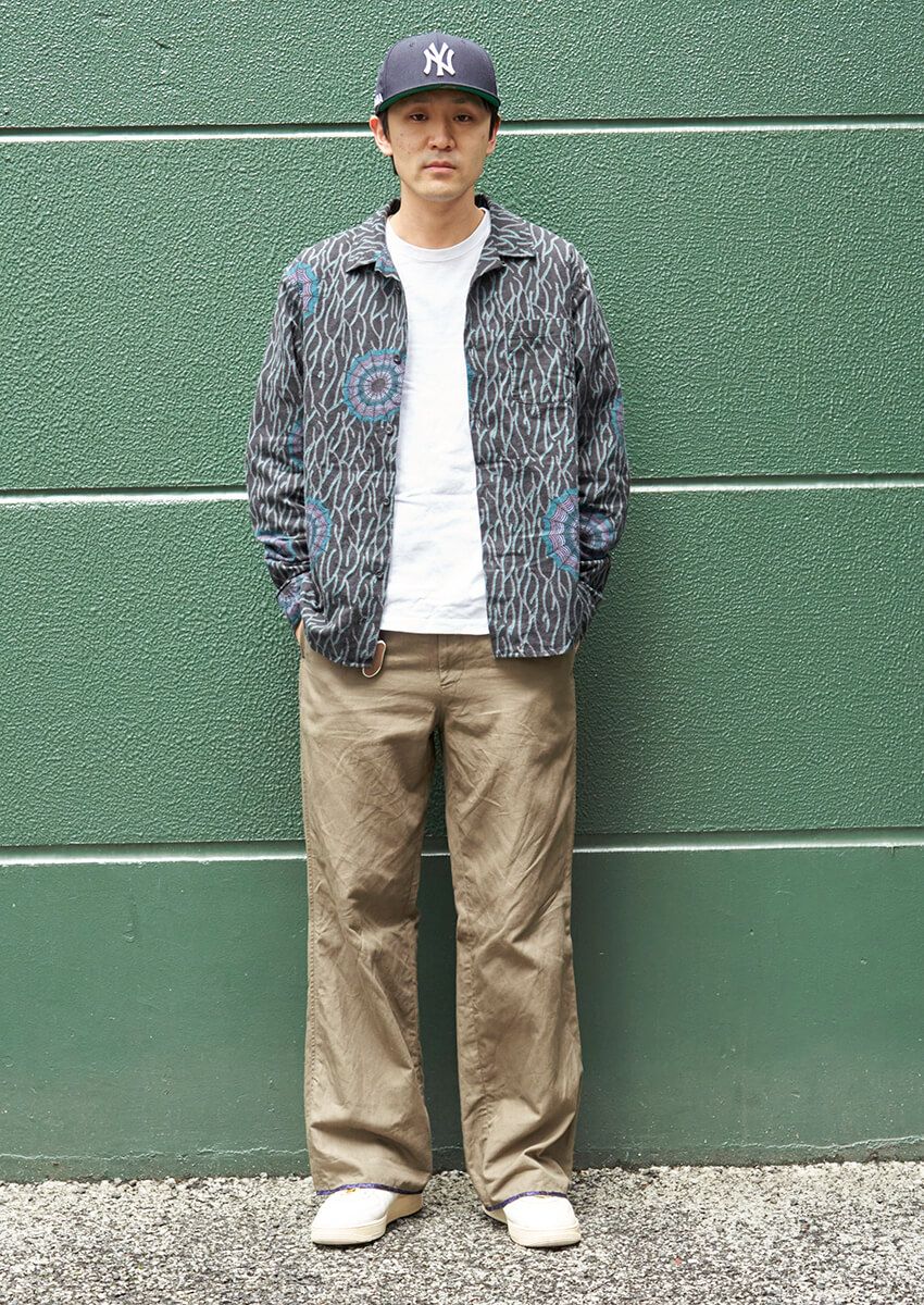 気温17〜20℃の春コーデ。Tシャツに羽織るアウター選び、大人に向けた8個の正解 - 6枚目の画像