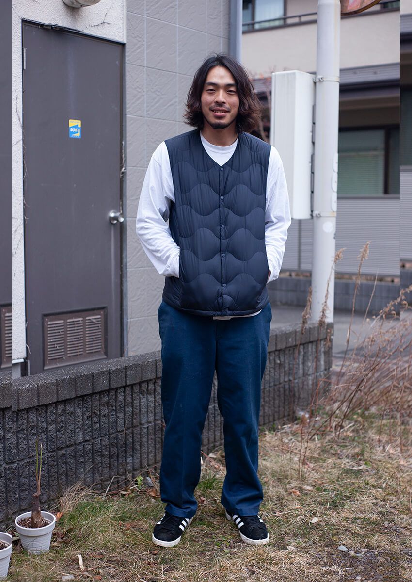 気温17〜20℃の春コーデ。Tシャツに羽織るアウター選び、大人に向けた8個の正解 - 4枚目の画像