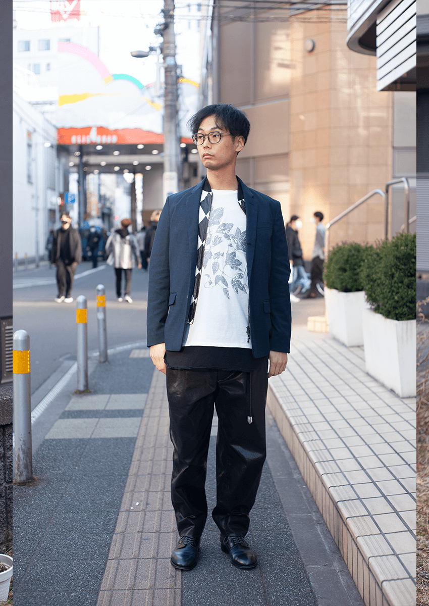 気温17〜20℃の春コーデ。Tシャツに羽織るアウター選び、大人に向けた8個の正解 - 7枚目の画像