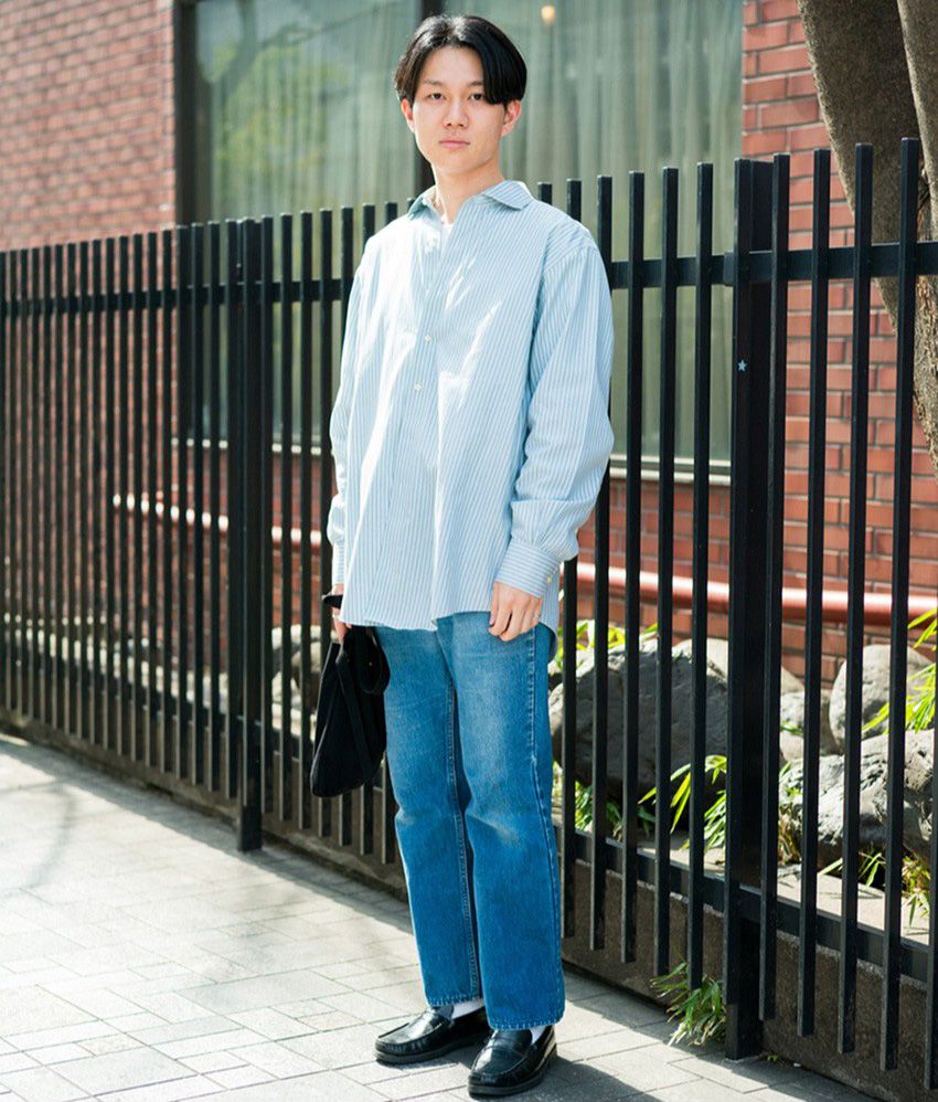 “シャツ一枚で格好いい大人”は何が違う？ スナップから導く、5つの着こなしのヒント - 6枚目の画像