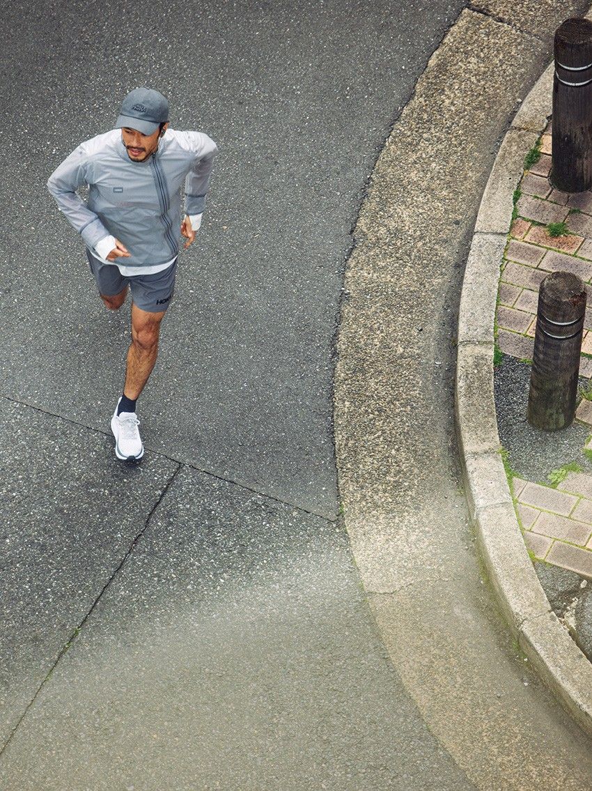 街に馴染むフィットネス・スタイルなら、“グレーのワントーン”が正解だ！ - 2枚目の画像