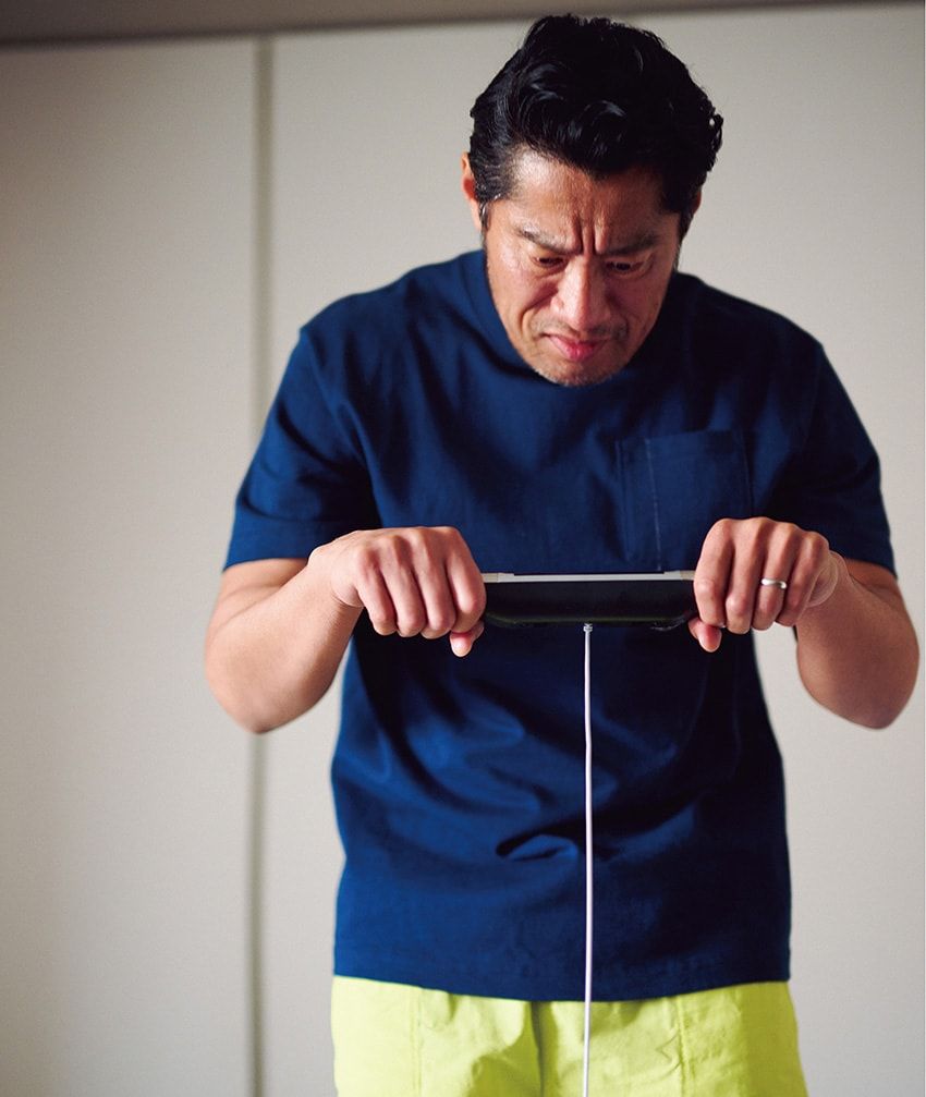 汗っかきを救う“ステルス”なインナーTシャツ。ユースケ部長がシャツの下に着たのはコレだ！ - 6枚目の画像