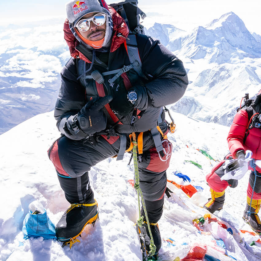 スーパー登山家がヒマラヤ山頂で着けていた「モンブラン」の“酸素ゼロ