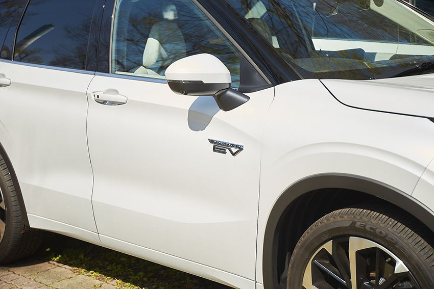 旧型「アウトランダー」が愛車の種市 暁が新型に乗り換え検討中。スペックを知った感想は？ - 2枚目の画像