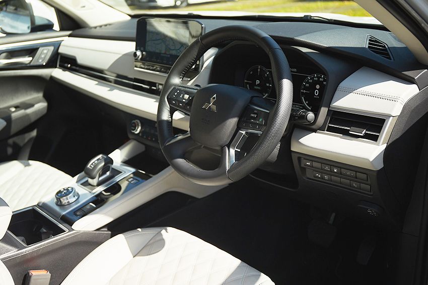 旧型「アウトランダー」が愛車の種市 暁が新型に乗り換え検討中。スペックを知った感想は？ - 9枚目の画像