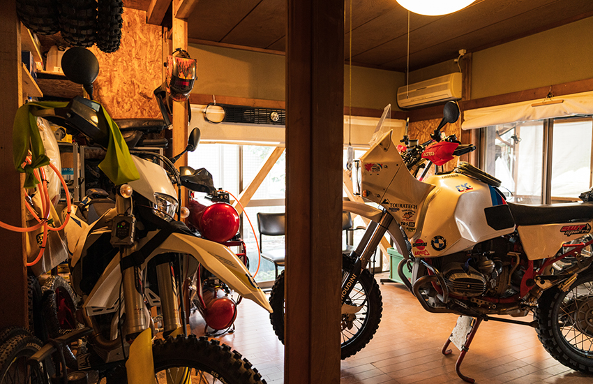 R100GS 前期　全バラ　レストア中 R100GS 前期 全バラ レストア中 【公式通販】