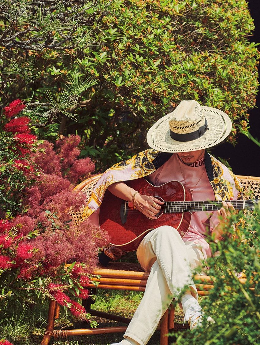 SPiCYSOL ケニーが着る「フェンディ×ヴェルサーチェ」のコラボコレクション - 2枚目の画像