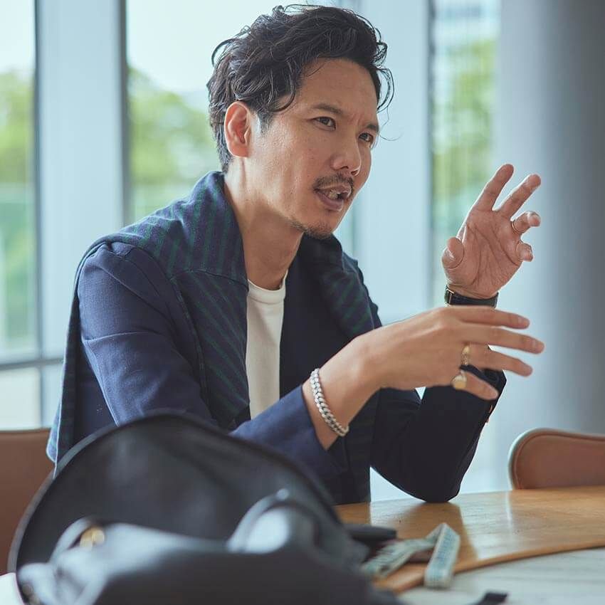 ビームスF・西口修平の仕事バッグとその中身「小物はギャルソンのポーチに入れてます」 - 18枚目の画像